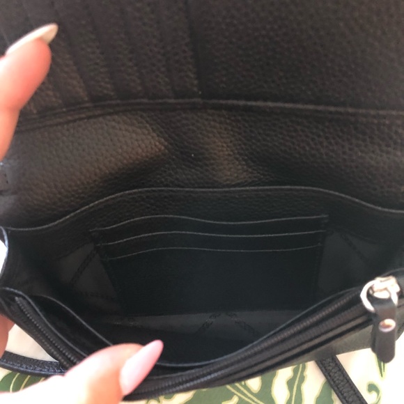 NEW Michael Kors Crossbody - Picture 6 of 11